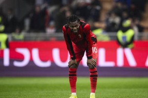 一日意甲动态：齐沃获得新续约提案，米兰对10号极为不满